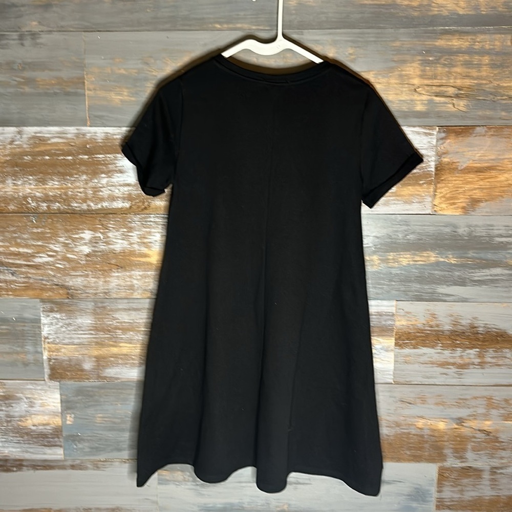 Heart hips small black dress classic chic - Picture 2 of 3
